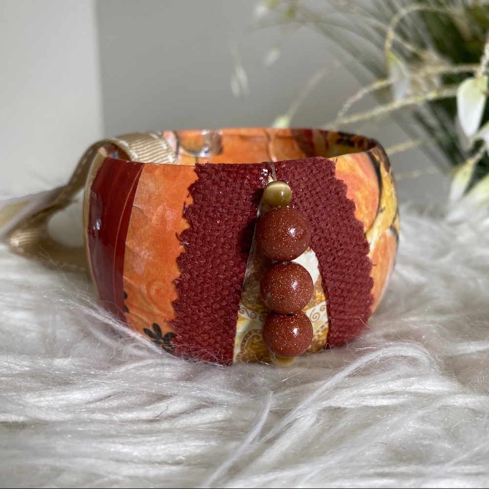 EE Cuff bracelet “unique and one of a kind”